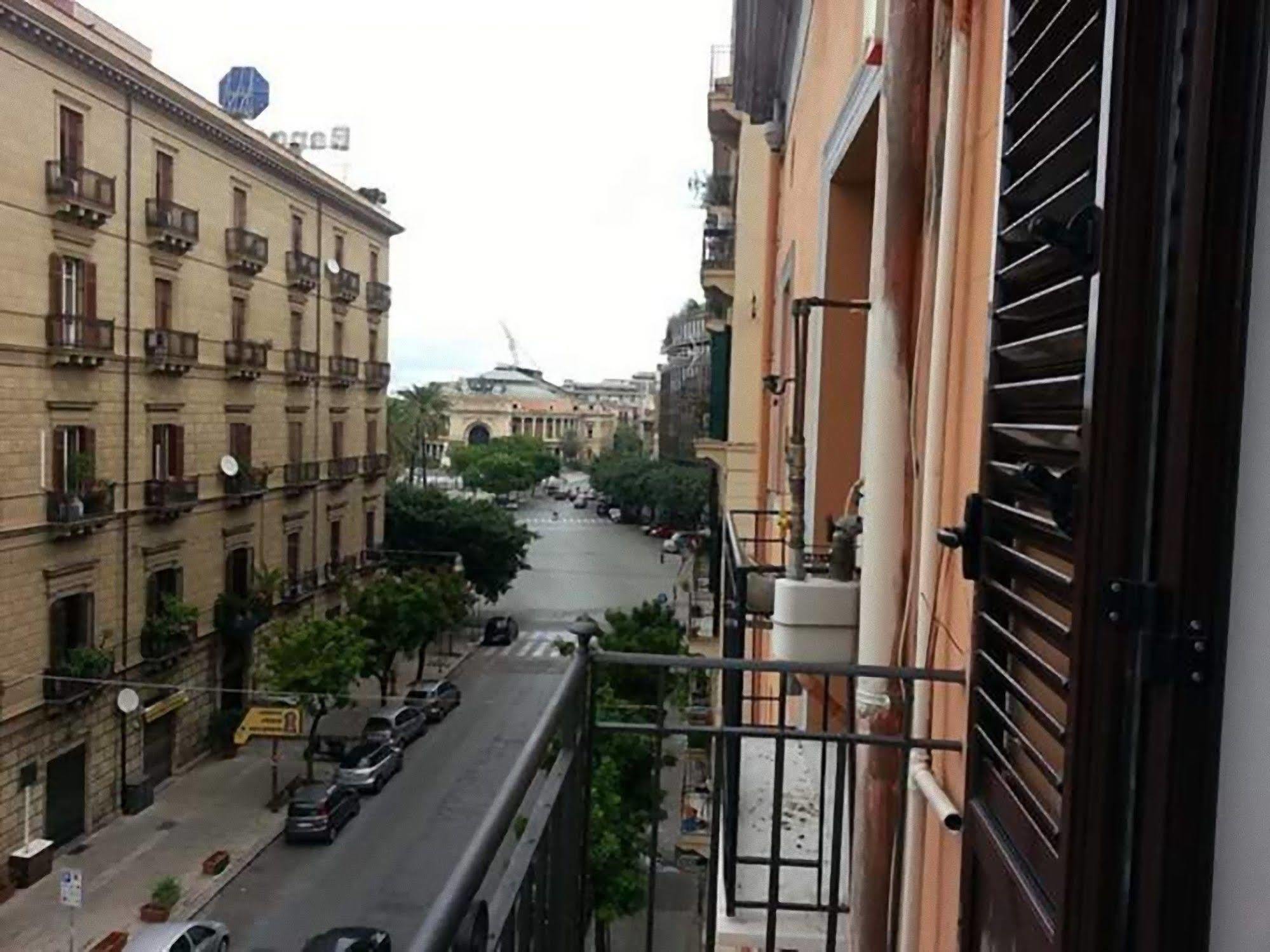 Palermo Centro Zoe Bed & Breakfast エクステリア 写真